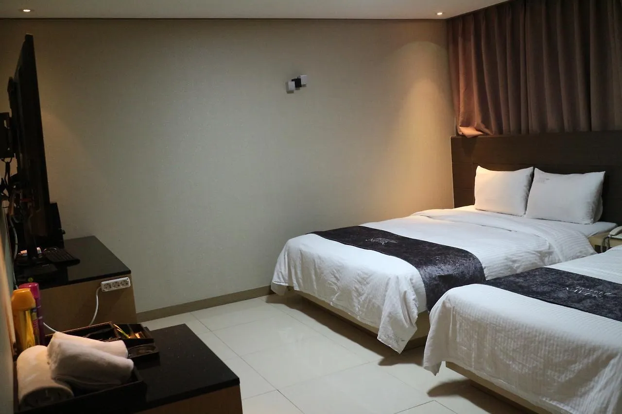Inaver Incheon Hotel 3*,