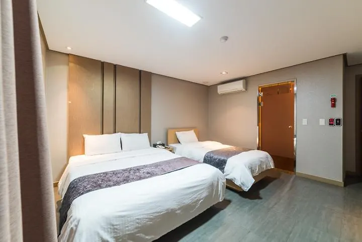 Inaver Incheon Hotel 3*,